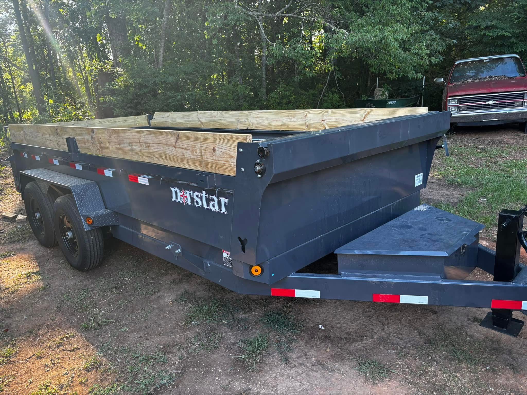 Minutemen dump trailer